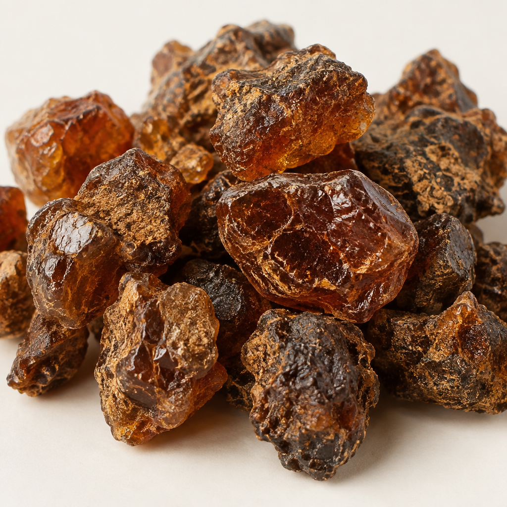 Suhul Myrrh Resin Shot 3